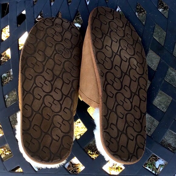 UGG slippers - Picture 10 of 12